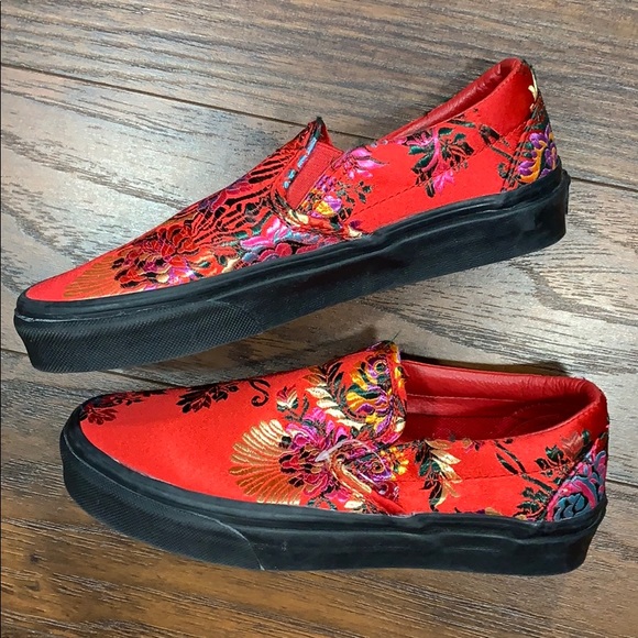Vans Classic Slip-On Festival Satin Red/Black - Picture 11 of 16